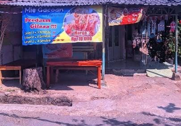 MIE AYAM GACOAN